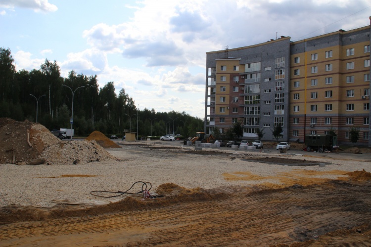 Бульвар в МКР-15 - 19.jpg Бульвар в МКР-15 - 19.jpg